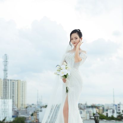 TỔNG HỢP] Tất cả mẫu váy trắng chụp ảnh cưới ở biển ĐẸP RẺ